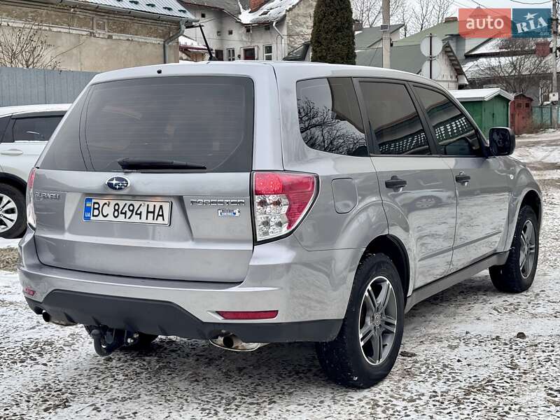 Позашляховик / Кросовер Subaru Forester 2010 в Стрию