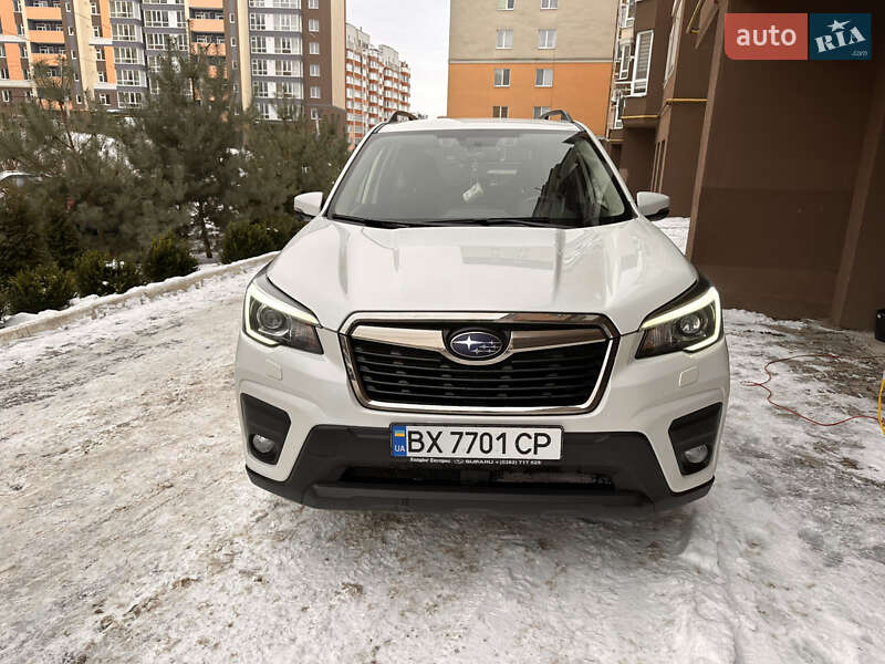 Внедорожник / Кроссовер Subaru Forester 2019 в Хмельницком
