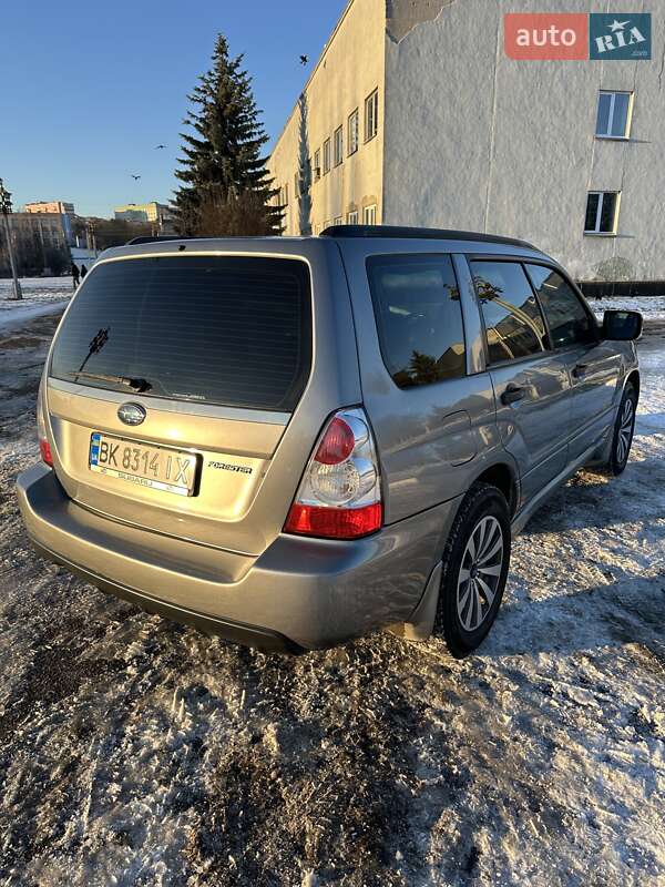 Внедорожник / Кроссовер Subaru Forester 2007 в Ровно