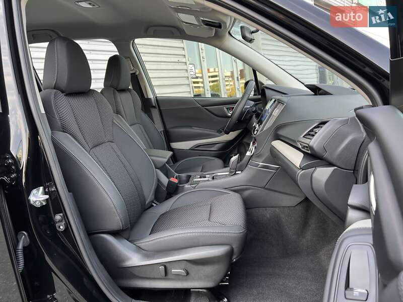 Внедорожник / Кроссовер Subaru Forester 2024 в Киеве