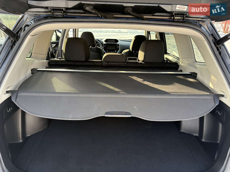 Внедорожник / Кроссовер Subaru Forester 2019 в Львове