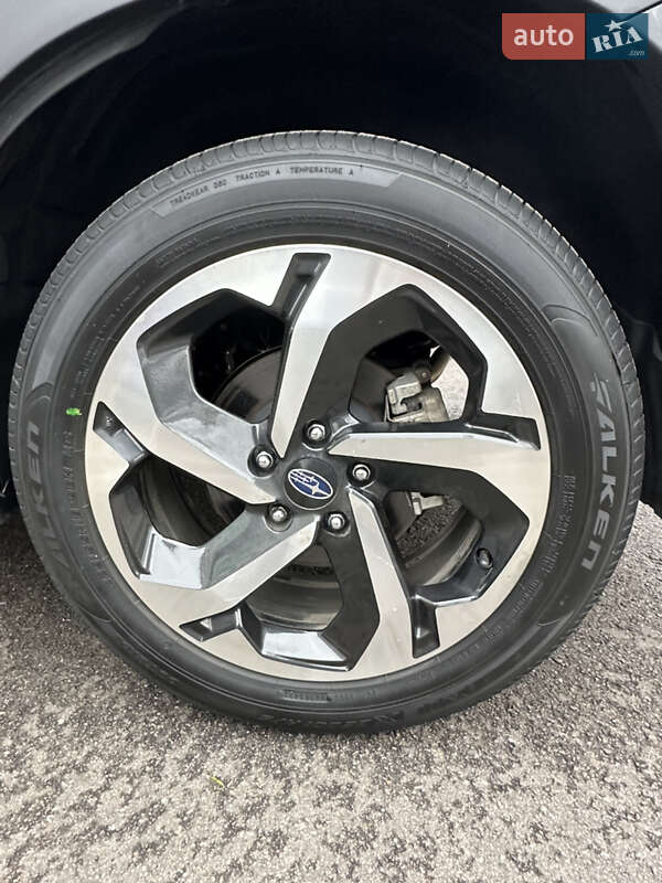 Внедорожник / Кроссовер Subaru Forester 2023 в Киеве