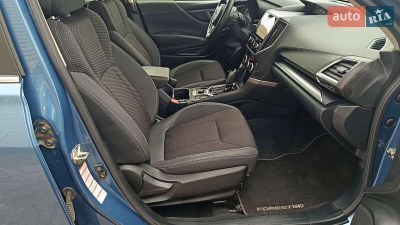 Внедорожник / Кроссовер Subaru Forester 2018 в Киеве
