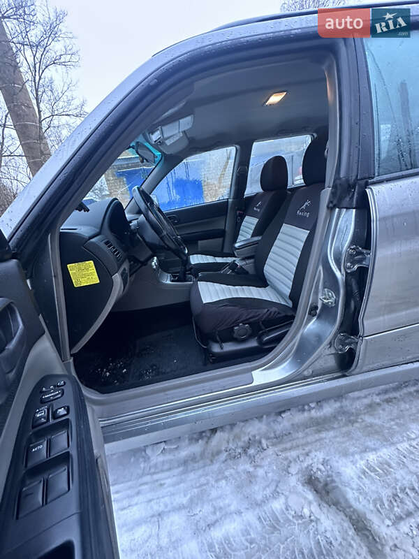 Внедорожник / Кроссовер Subaru Forester 2006 в Киеве