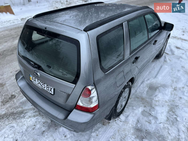 Внедорожник / Кроссовер Subaru Forester 2006 в Киеве