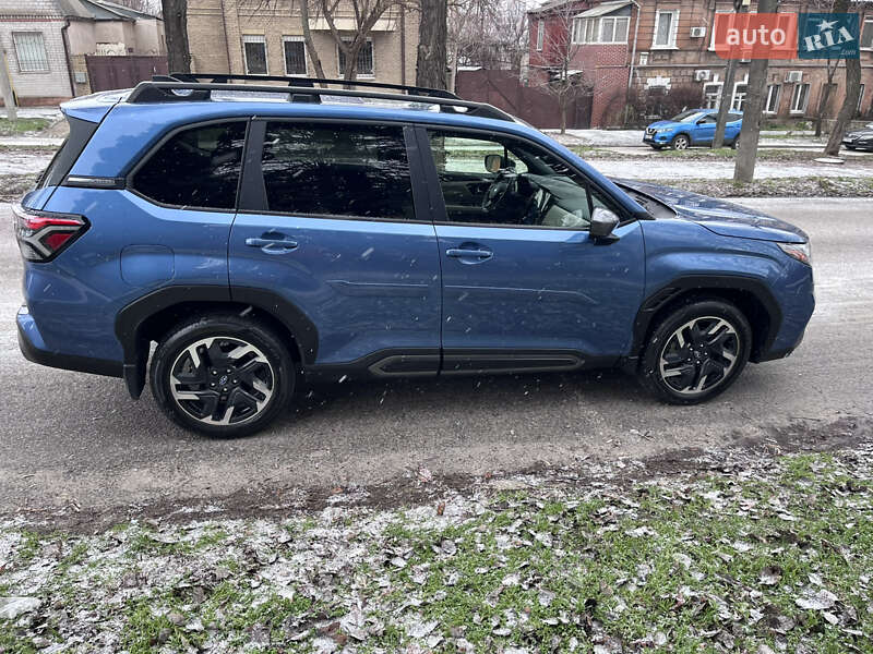Внедорожник / Кроссовер Subaru Forester 2024 в Днепре