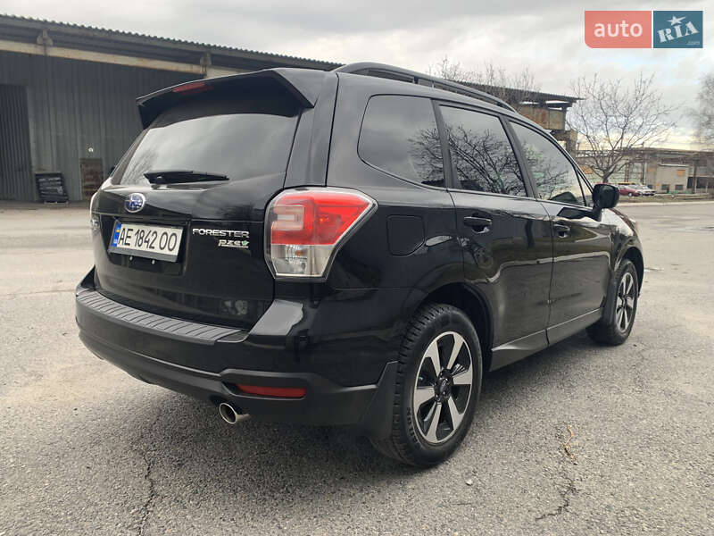 Внедорожник / Кроссовер Subaru Forester 2016 в Днепре