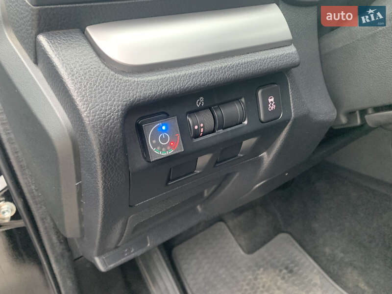 Внедорожник / Кроссовер Subaru Forester 2016 в Днепре