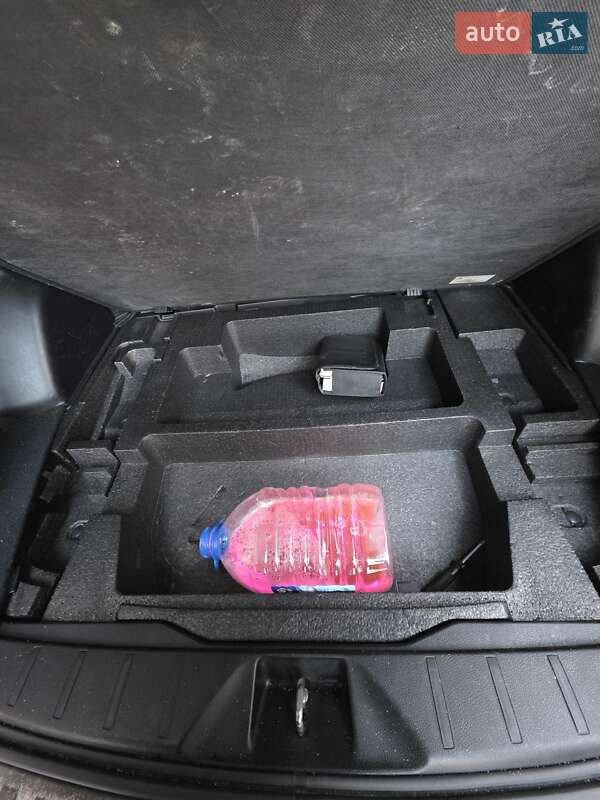 Внедорожник / Кроссовер Subaru Forester 2017 в Хмельницком