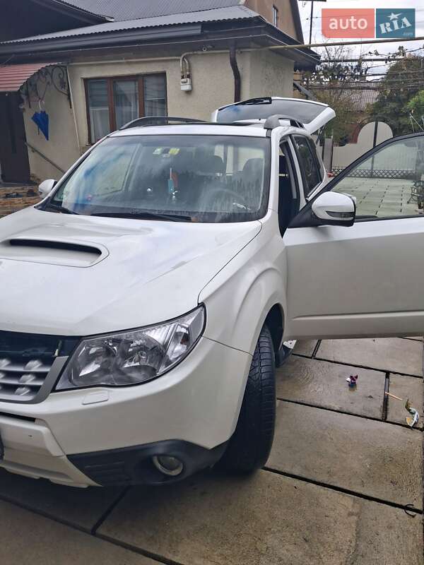 Subaru Forester 2011