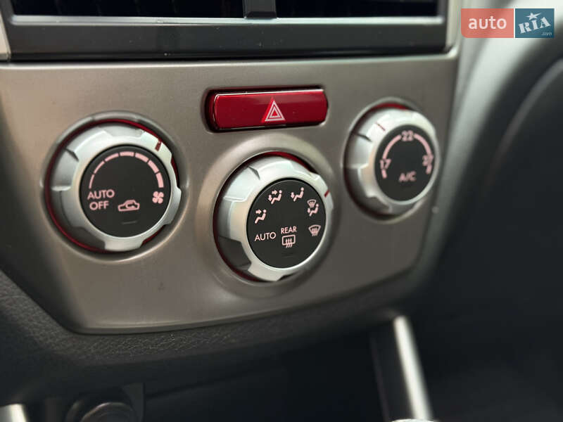 Внедорожник / Кроссовер Subaru Forester 2010 в Харькове