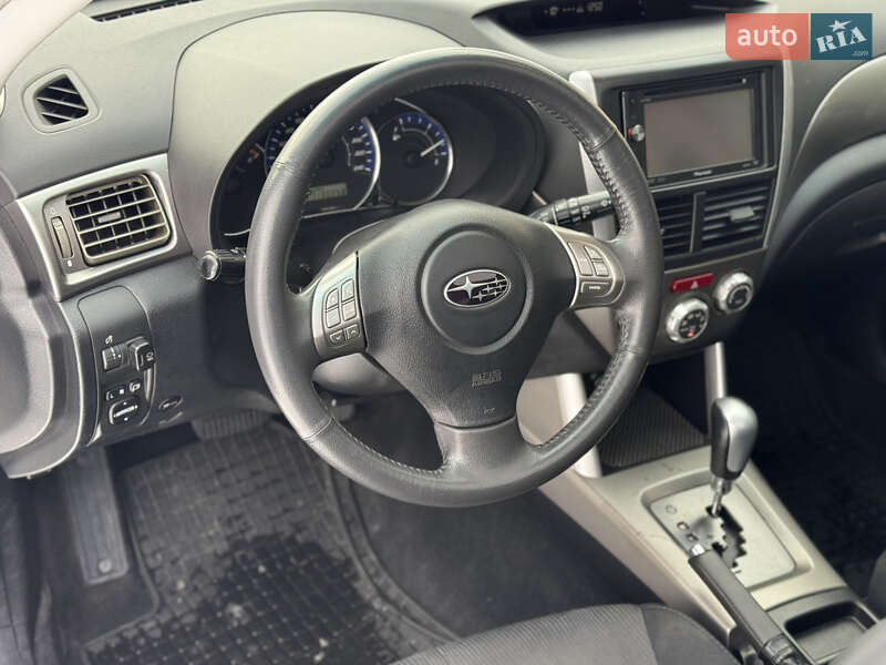 Внедорожник / Кроссовер Subaru Forester 2010 в Харькове
