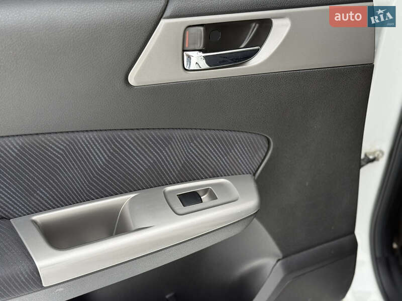 Внедорожник / Кроссовер Subaru Forester 2010 в Харькове