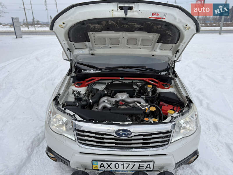 Внедорожник / Кроссовер Subaru Forester 2010 в Харькове