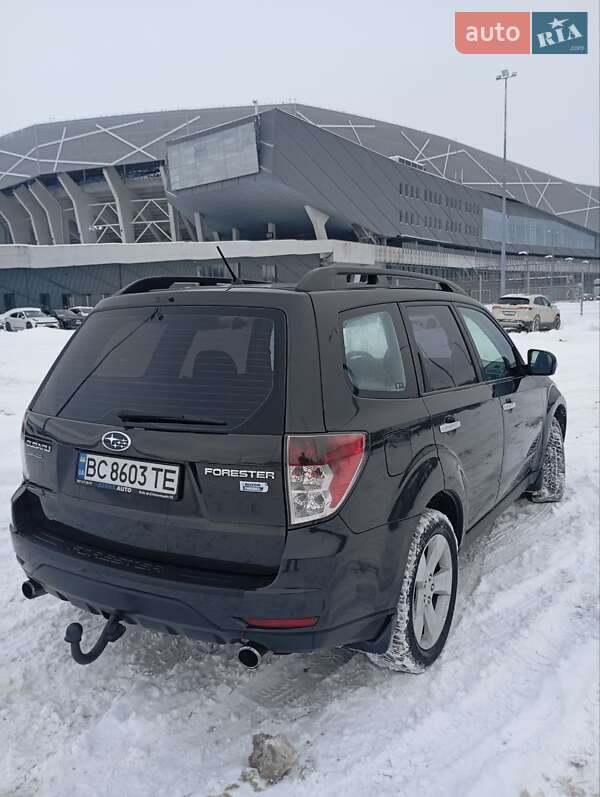 Внедорожник / Кроссовер Subaru Forester 2012 в Львове