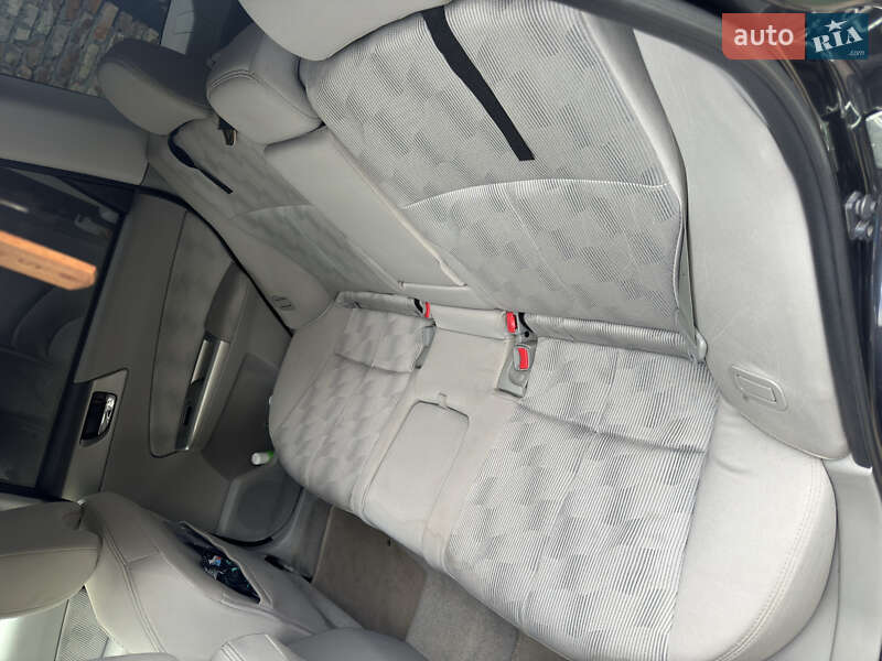 Внедорожник / Кроссовер Subaru Forester 2010 в Львове