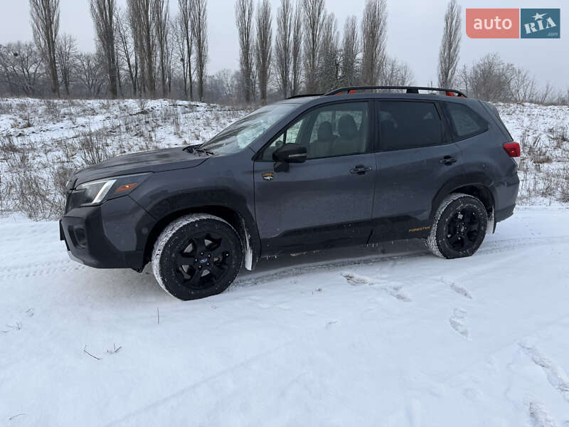 Внедорожник / Кроссовер Subaru Forester 2022 в Сумах