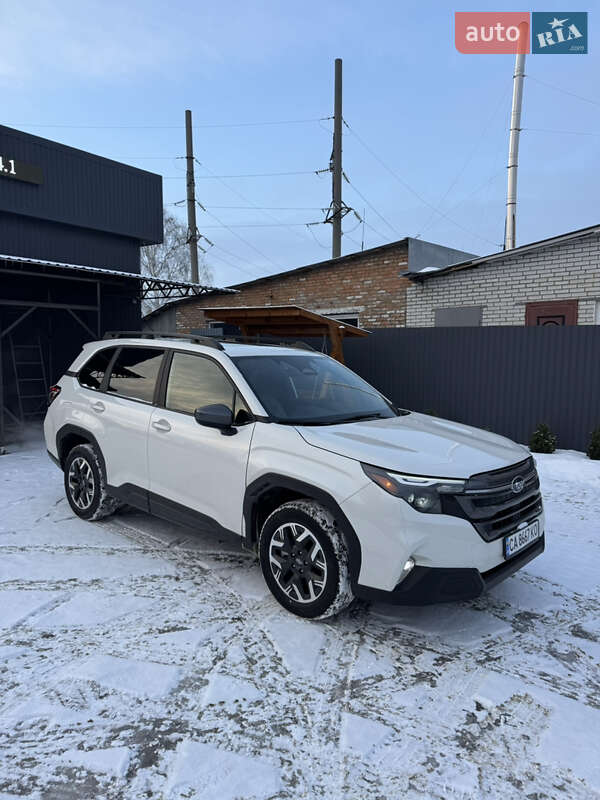 Внедорожник / Кроссовер Subaru Forester 2024 в Черкассах