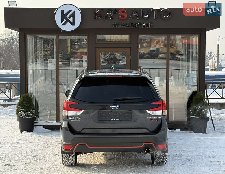 Внедорожник / Кроссовер Subaru Forester 2018 в Харькове