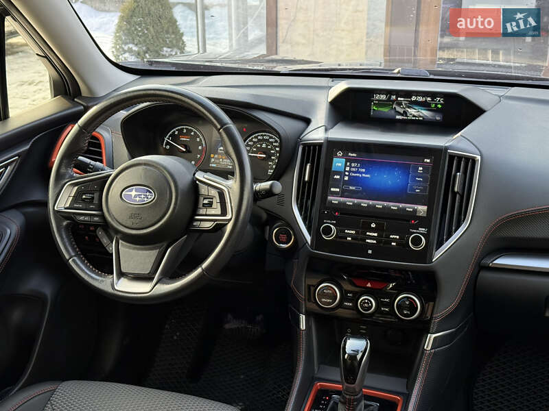 Внедорожник / Кроссовер Subaru Forester 2018 в Харькове