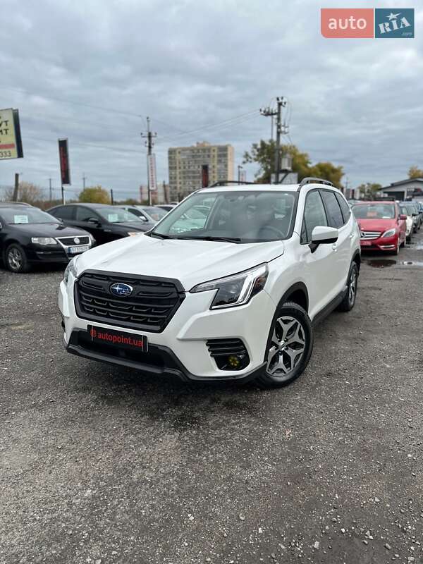 Внедорожник / Кроссовер Subaru Forester 2022 в Белогородке