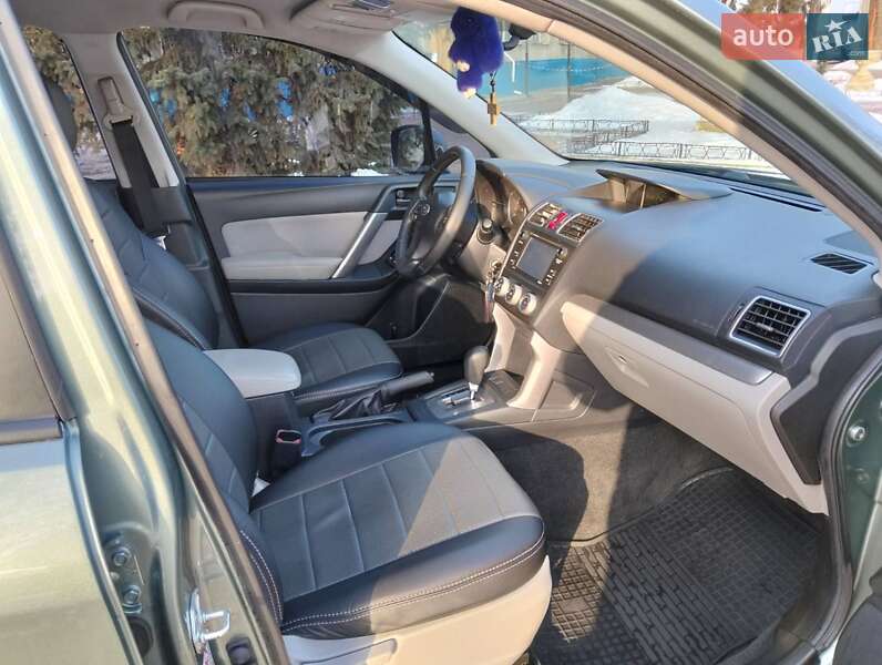 Внедорожник / Кроссовер Subaru Forester 2015 в Сумах