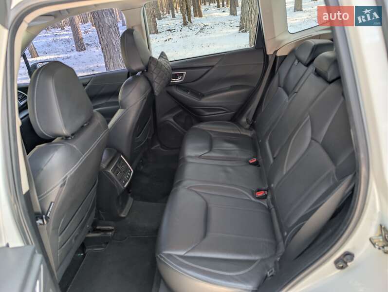 Внедорожник / Кроссовер Subaru Forester 2019 в Полтаве