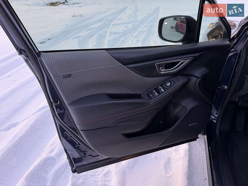 Внедорожник / Кроссовер Subaru Forester 2020 в Днепре