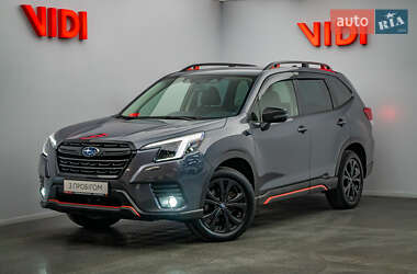 Внедорожник / Кроссовер Subaru Forester 2022 в Киеве