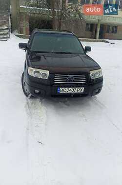Внедорожник / Кроссовер Subaru Forester 2007 в Новояворовске