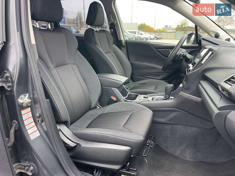 Позашляховик / Кросовер Subaru Forester 2020 в Києві