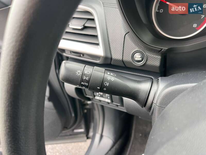 Позашляховик / Кросовер Subaru Forester 2020 в Києві