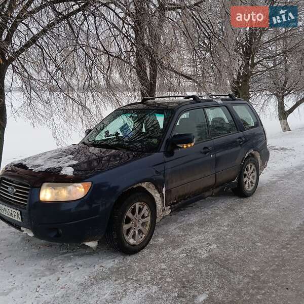 Внедорожник / Кроссовер Subaru Forester 2006 в Петропавловке