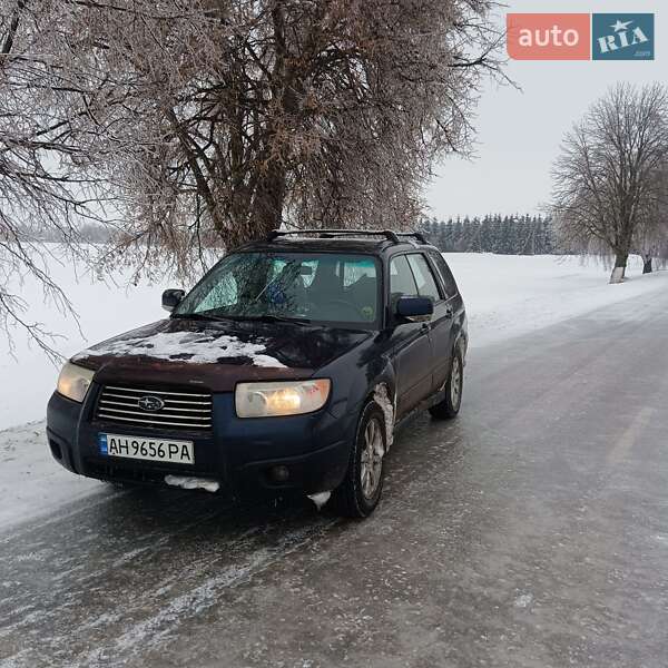 Внедорожник / Кроссовер Subaru Forester 2006 в Петропавловке