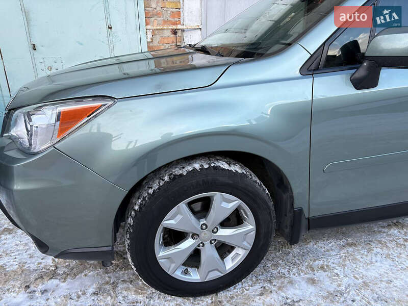 Позашляховик / Кросовер Subaru Forester 2014 в Києві