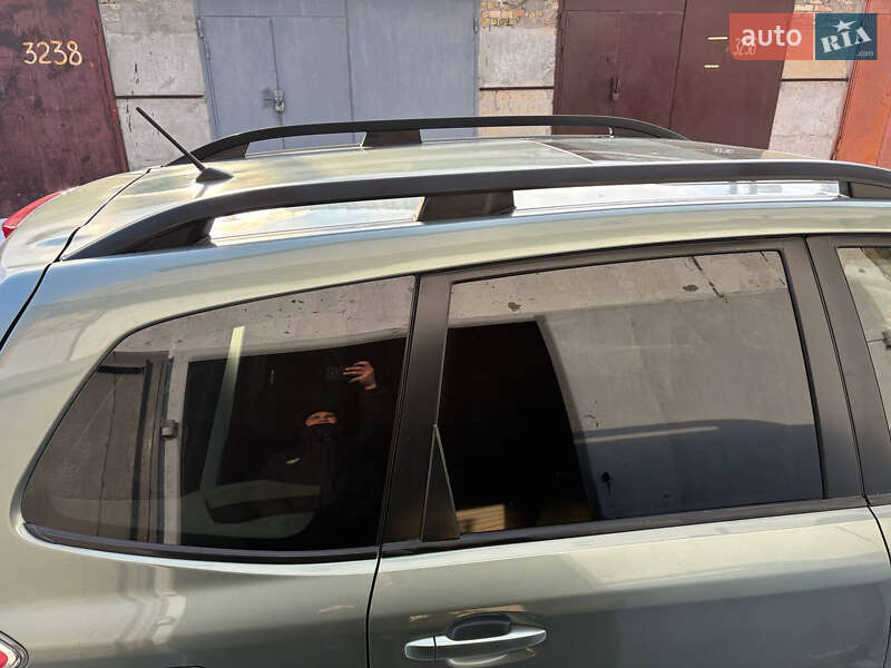 Позашляховик / Кросовер Subaru Forester 2014 в Києві