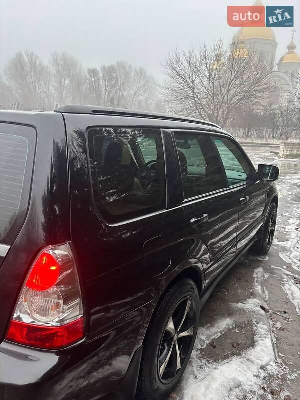 Внедорожник / Кроссовер Subaru Forester 2006 в Днепре