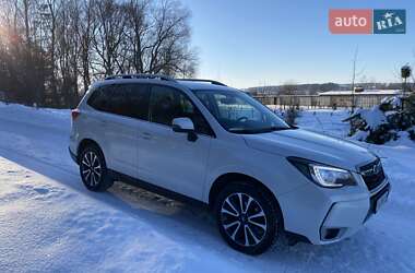 Позашляховик / Кросовер Subaru Forester 2017 в Києві