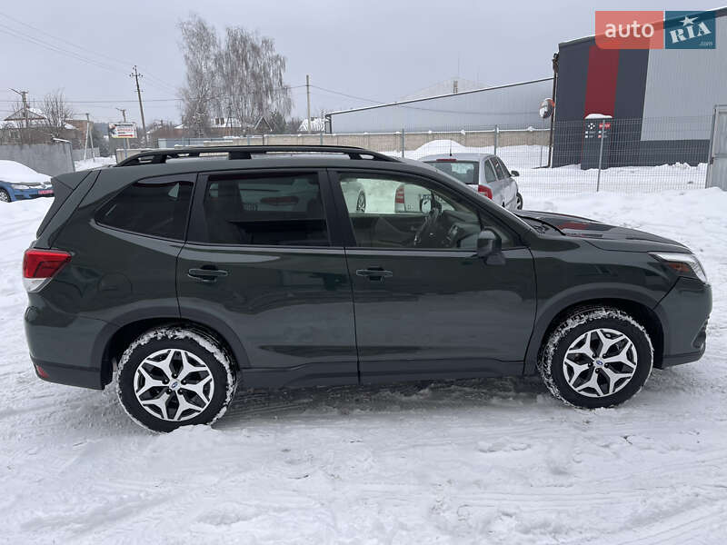 Позашляховик / Кросовер Subaru Forester 2023 в Луцьку