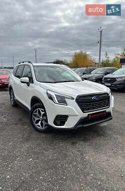 Внедорожник / Кроссовер Subaru Forester 2022 в Белогородке