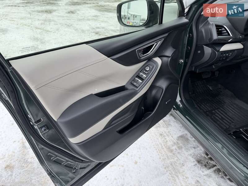 Позашляховик / Кросовер Subaru Forester 2022 в Білій Церкві