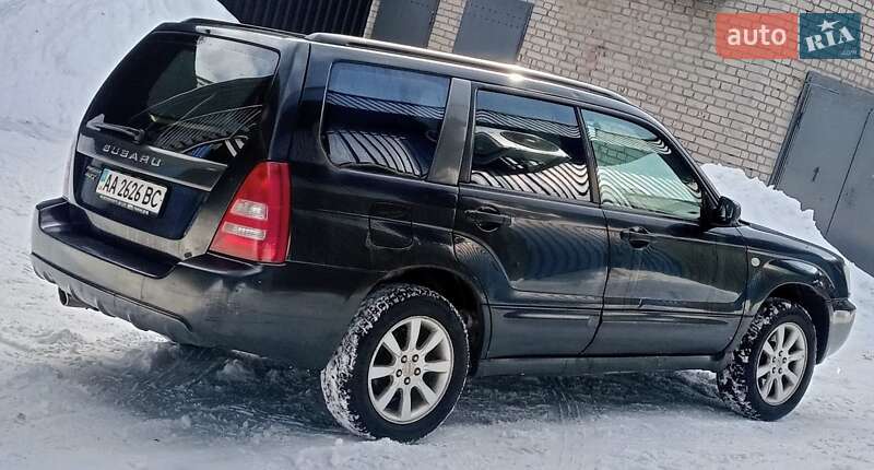 Позашляховик / Кросовер Subaru Forester 2005 в Києві