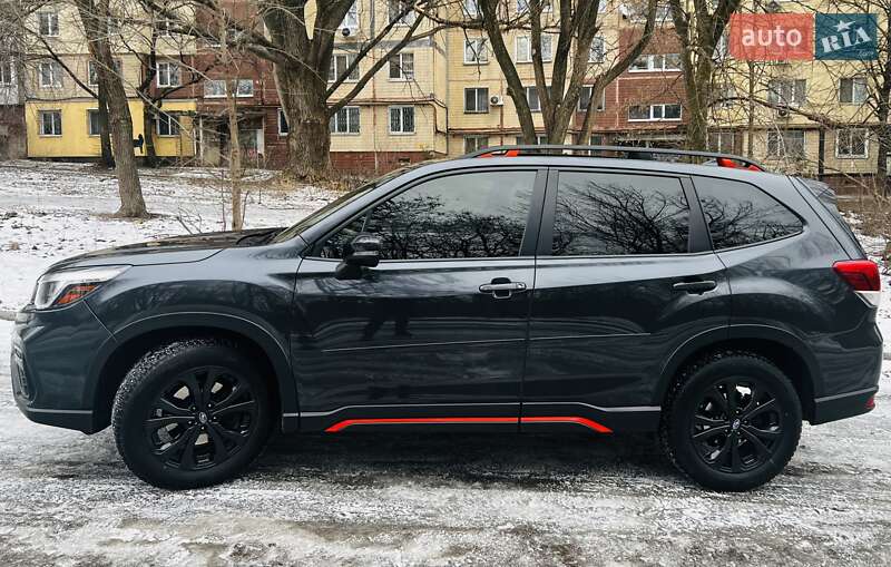 Позашляховик / Кросовер Subaru Forester 2018 в Дніпрі