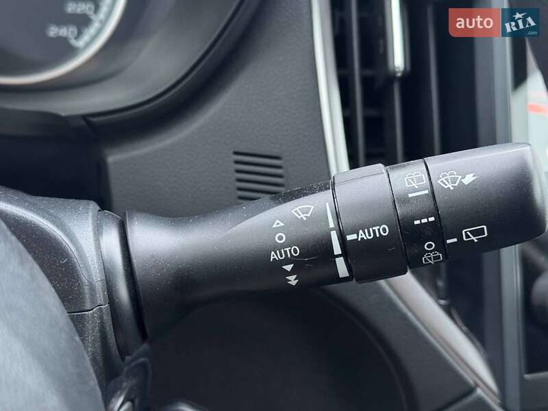 Внедорожник / Кроссовер Subaru Forester 2020 в Киеве