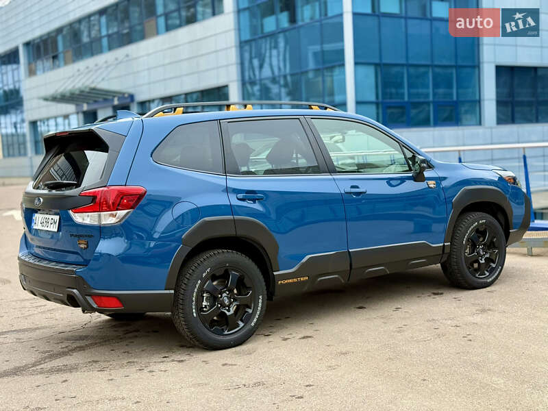 Внедорожник / Кроссовер Subaru Forester 2022 в Киеве