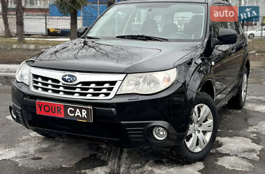 Позашляховик / Кросовер Subaru Forester 2011 в Києві