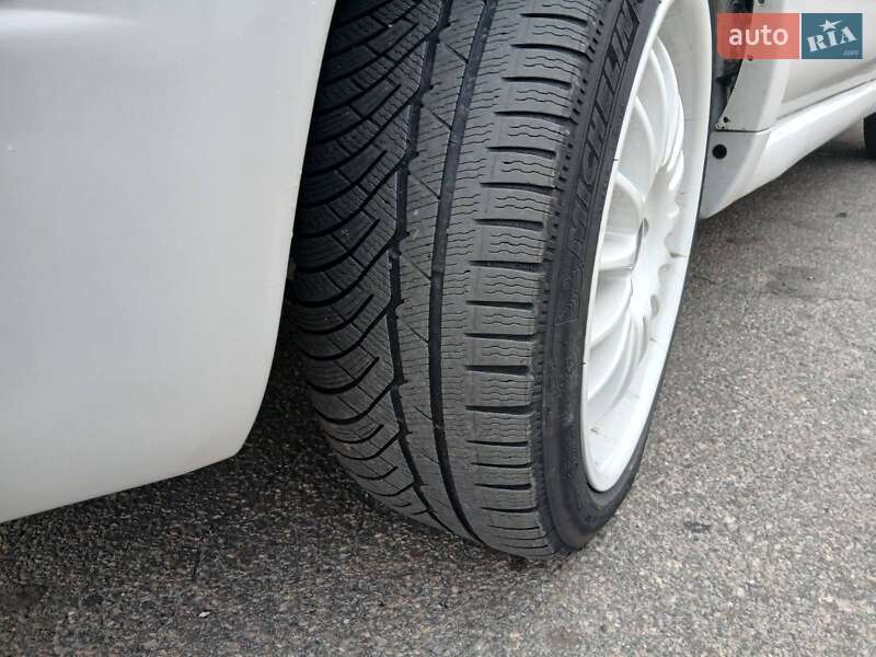 Внедорожник / Кроссовер Subaru Forester 2005 в Новомосковске