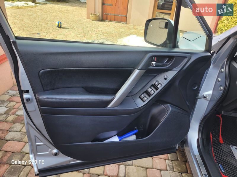 Внедорожник / Кроссовер Subaru Forester 2013 в Ровно