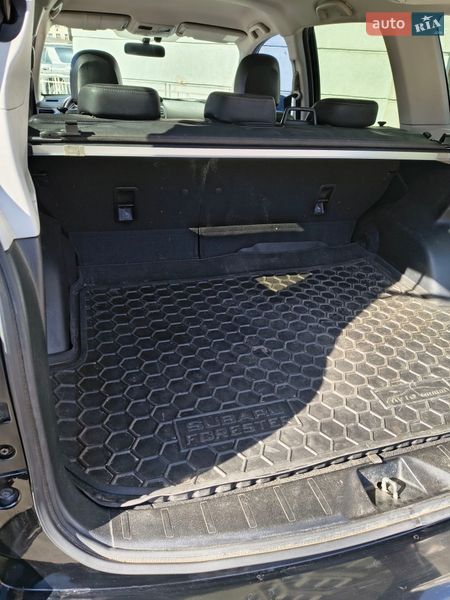 Позашляховик / Кросовер Subaru Forester 2013 в Києві