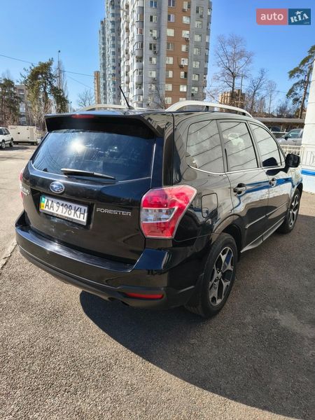 Позашляховик / Кросовер Subaru Forester 2013 в Києві